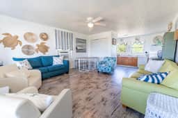Bare Feet Retreat - Image 4