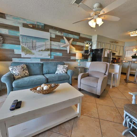 Lagoon View Hideaway - Image 1