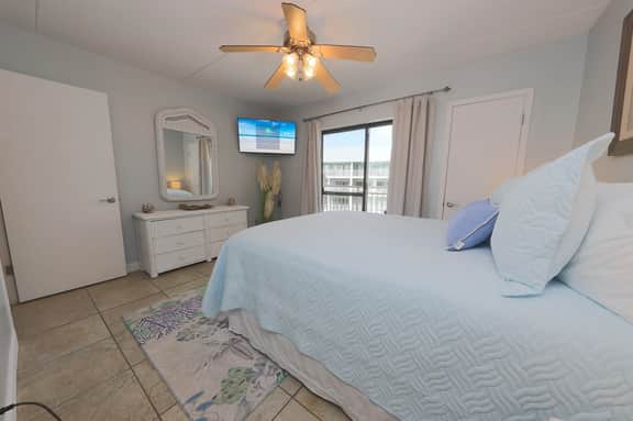 Sugar Beach 201 - Image 5